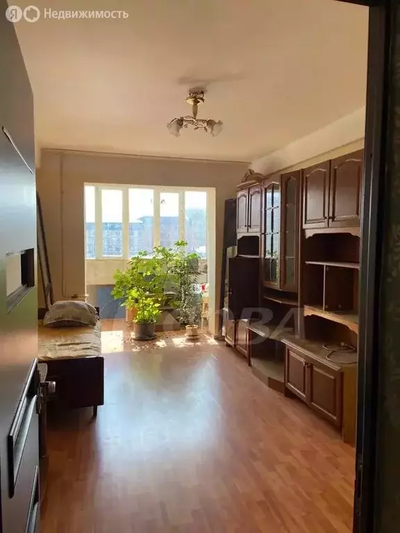 2-комнатная квартира: Махачкала, улица Перова, 15 (50 м) - Фото 1