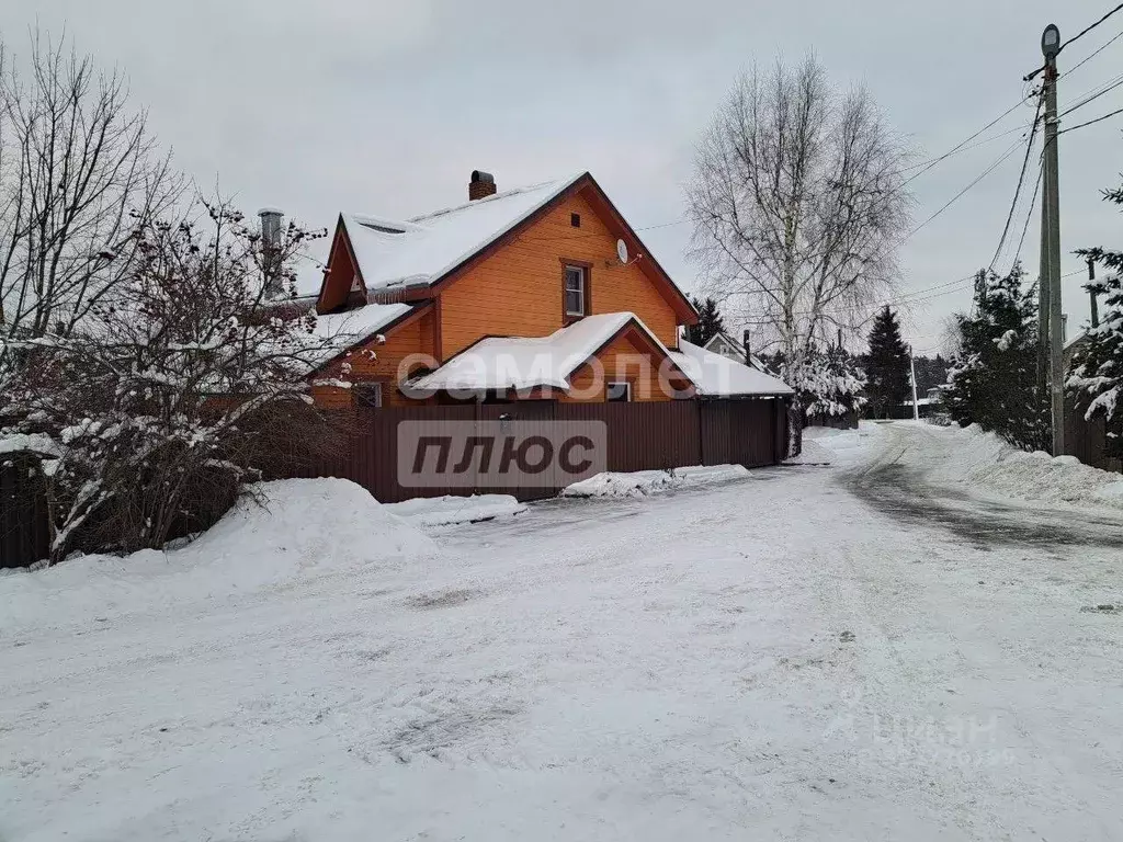 Дом в Москва д. Раево, ул. Озерная, 4 (160 м) - Фото 1