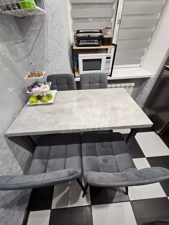 2-к. квартира, 42 м, 1/5 эт. - Фото 0