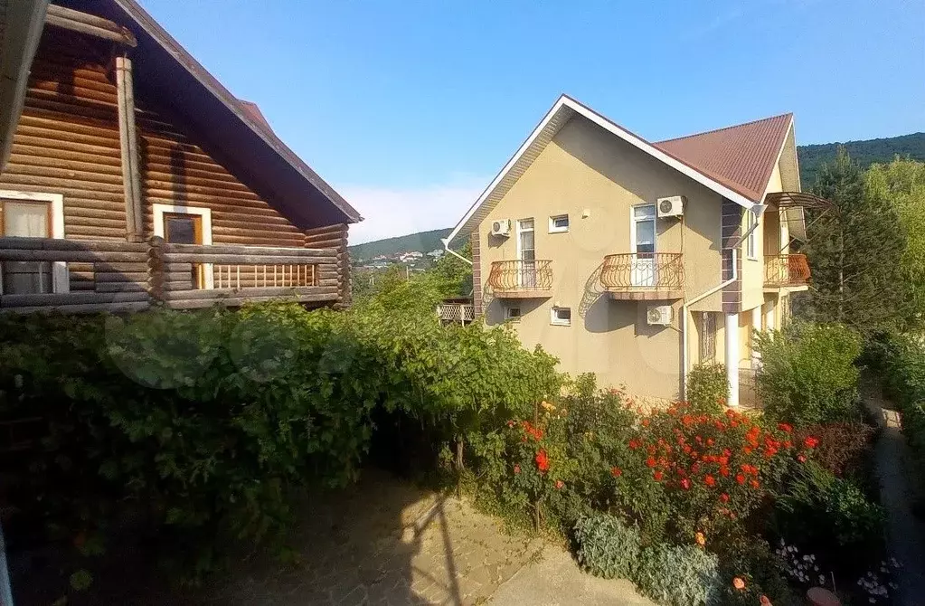 Дом 450 м на участке 9 сот. - Фото 0