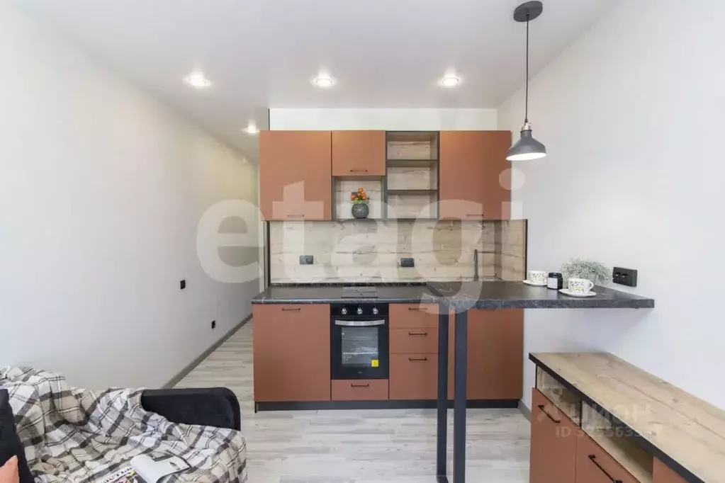 Студия Тюменская область, Тюмень Харьковская ул., 76 (17.4 м) - Фото 0