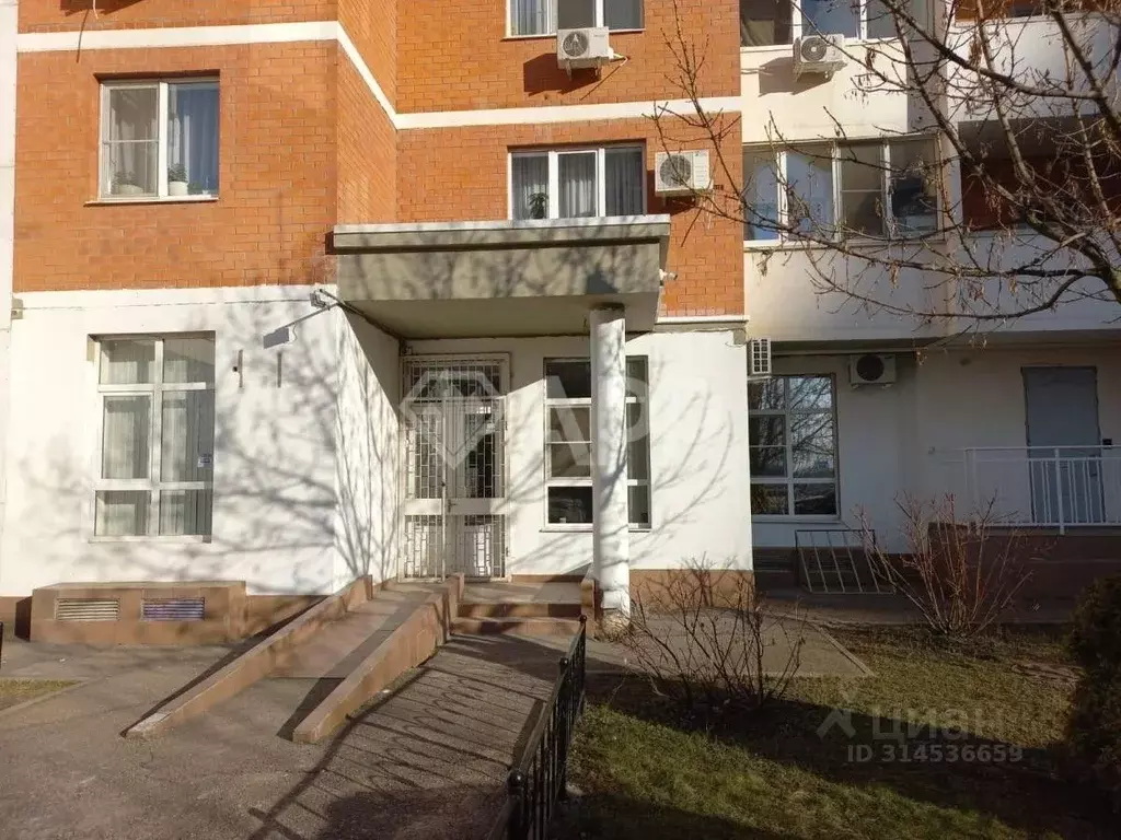 Помещение свободного назначения в Краснодарский край, Краснодар ... - Фото 0