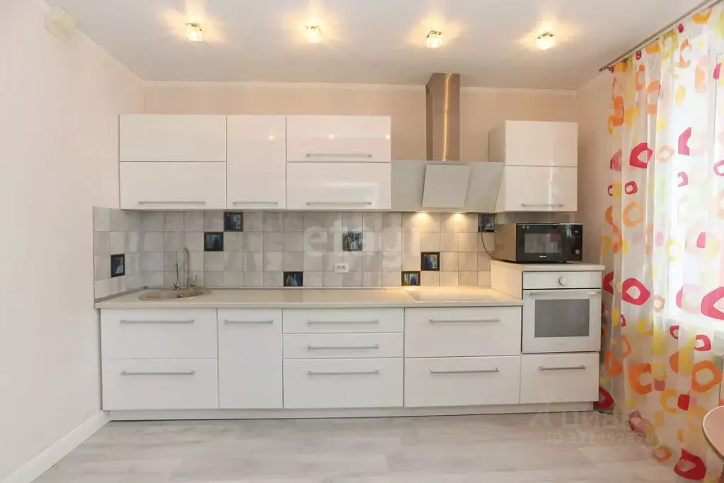 3-к кв. Хабаровский край, Хабаровск Краснореченская ул., 193 (88.0 м) - Фото 2