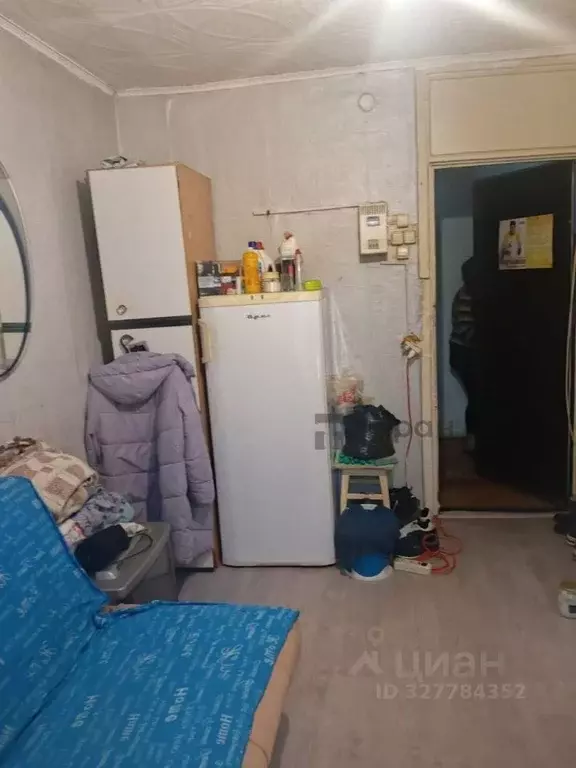 Комната Челябинская область, Челябинск ул. Комарова, 112а (10.0 м) - Фото 2