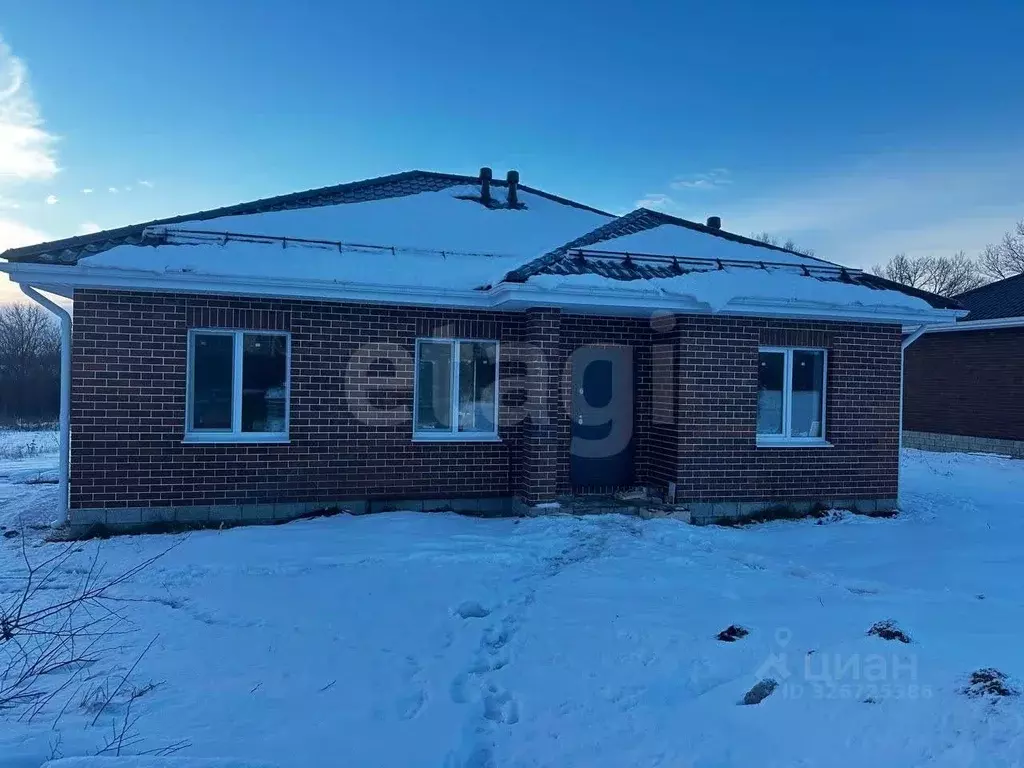 Дом в Белгородская область, Белгородский район, с. Стрелецкое ул. ... - Фото 1