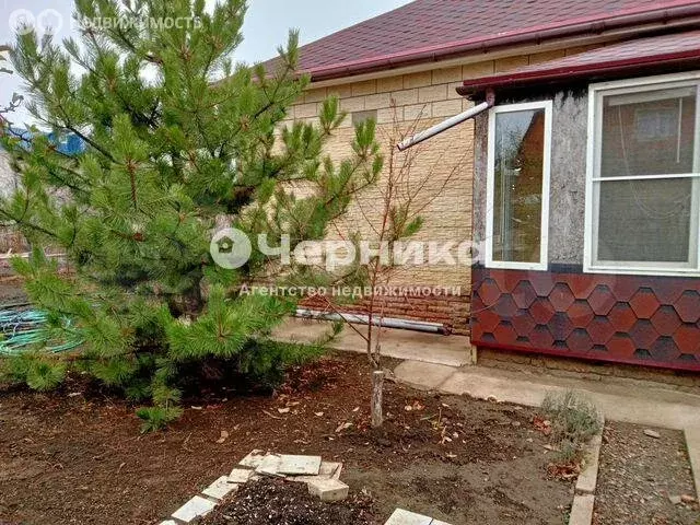 Дом в Каменск-Шахтинский, микрорайон Шахтёрский, проезд Комарова, 3 ... - Фото 1