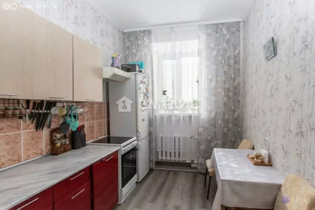 3-комнатная квартира: Тобольск, микрорайон Менделеево, 15 (65.4 м) - Фото 1