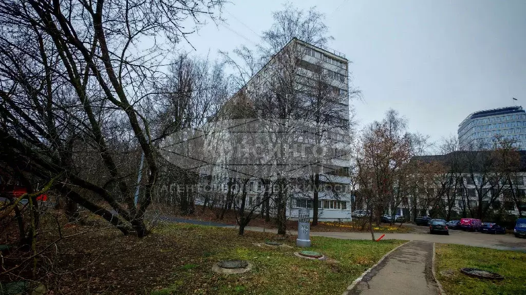 Продается 3-комнатная квартира - Фото 1