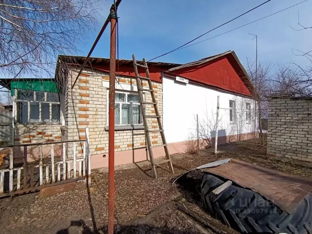 Дом в Саратовская область, Калининск ул. Чехова, 2 (81 м) - Фото 1
