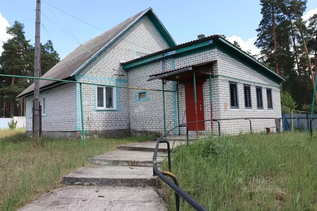 Дом в Брянская область, Брянский район, Свенское с/пос, пос. Свень ул. ... - Фото 0