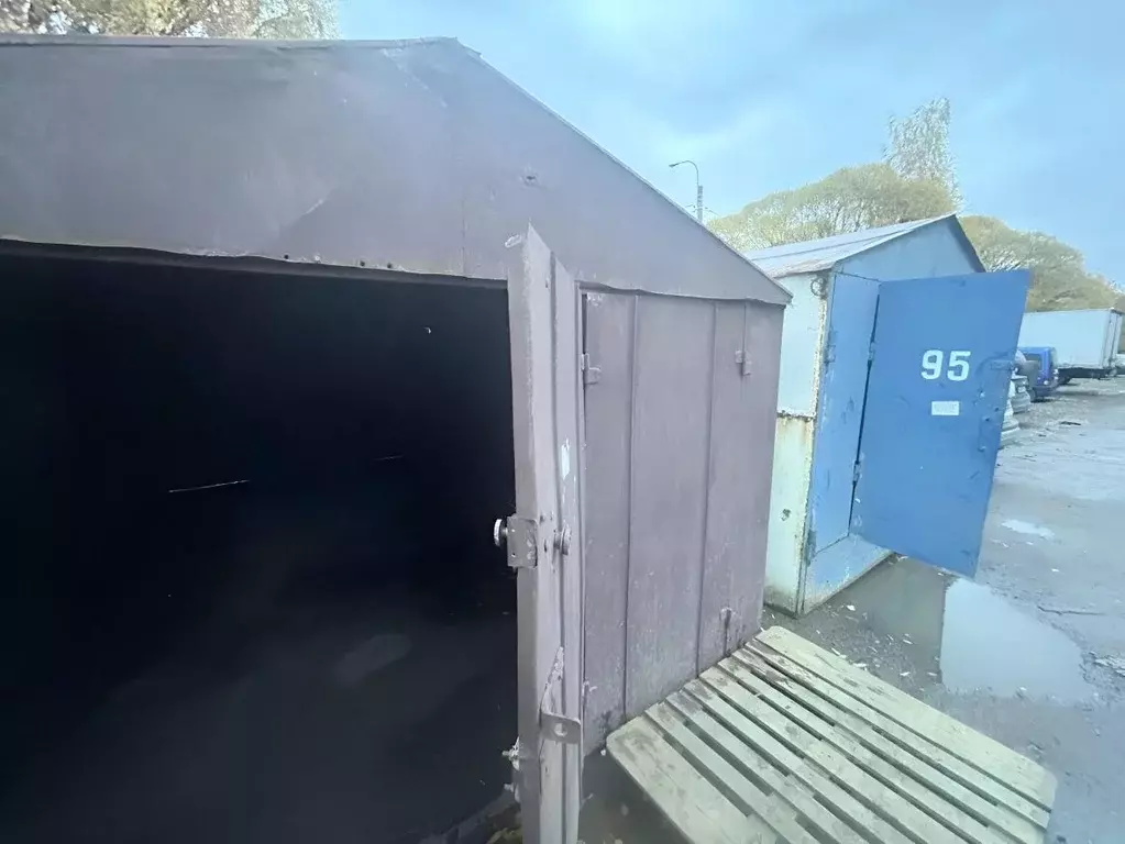 Гараж в Санкт-Петербург дор. Салтыковская, 18 (19 м) - Фото 1