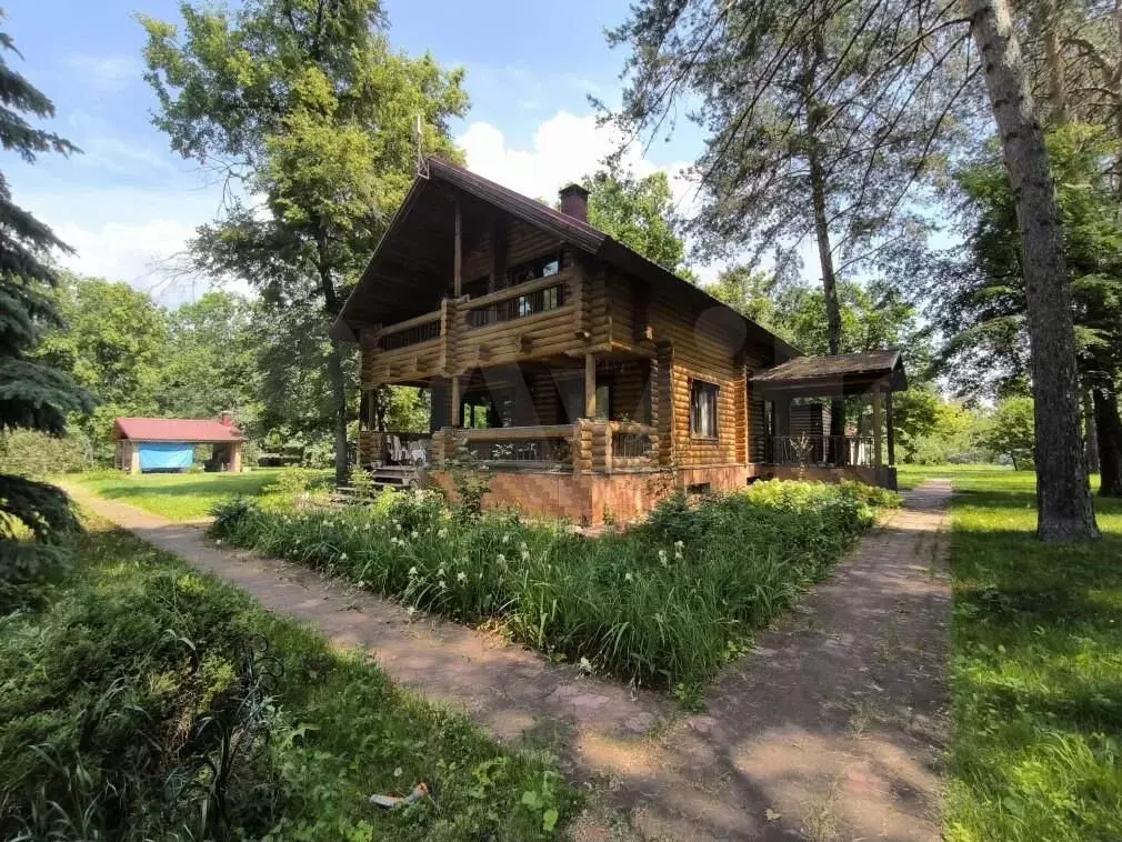 Дом 250 м на участке 3,5 га - Фото 0