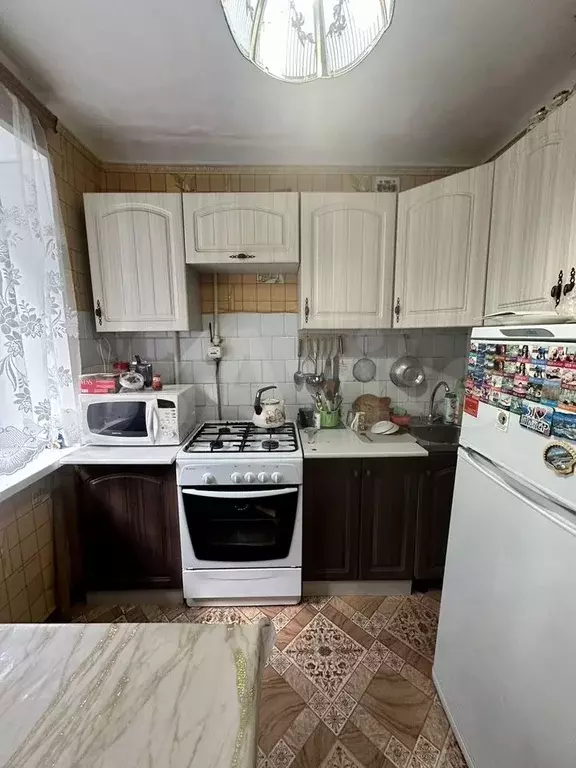 2-к. квартира, 42 м, 5/5 эт. - Фото 0