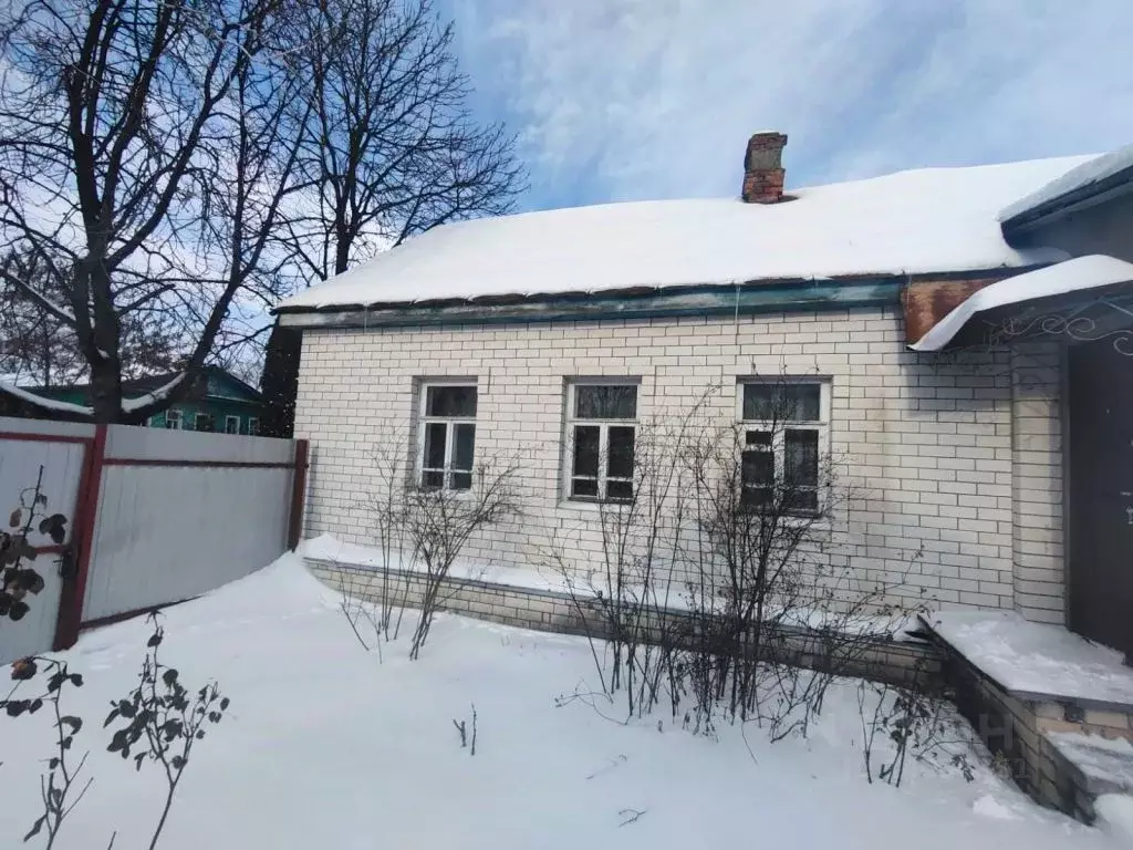 Дом в Брянская область, Севск ул. Ленина (45 м) - Фото 1
