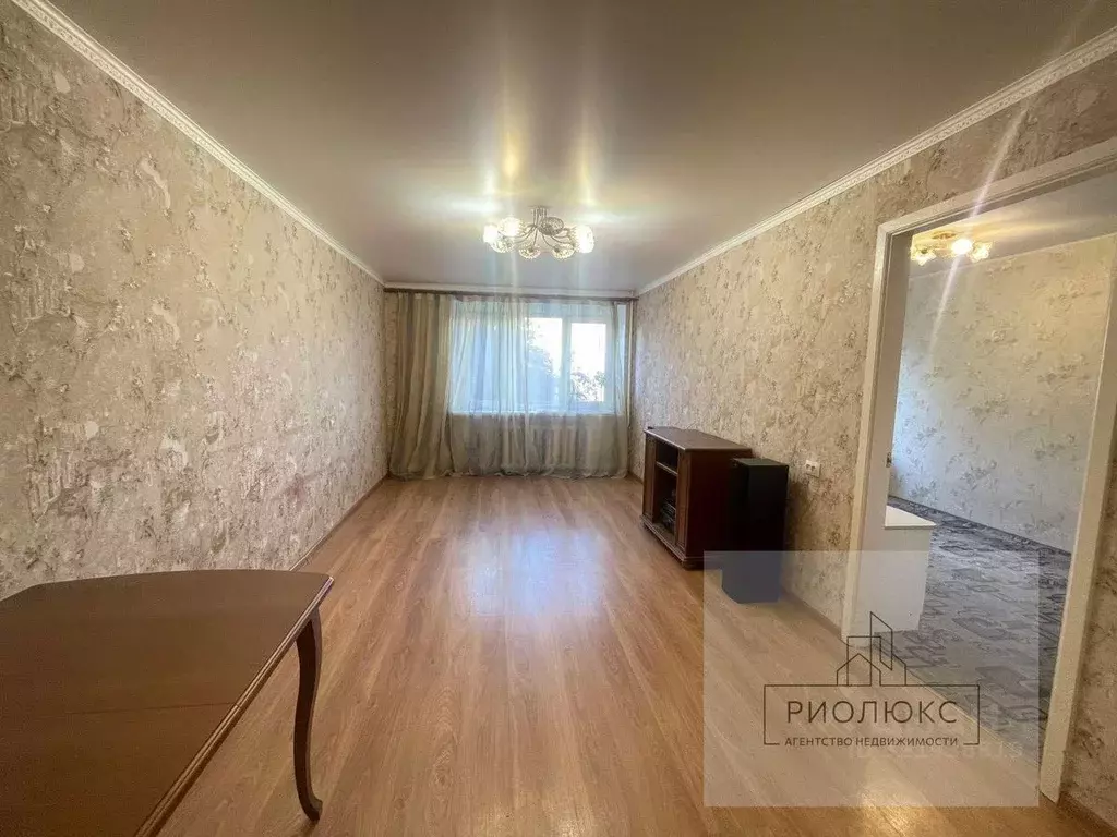 3-к кв. Челябинская область, Магнитогорск Енисейская ул., 133/1 (63.9 ... - Фото 1