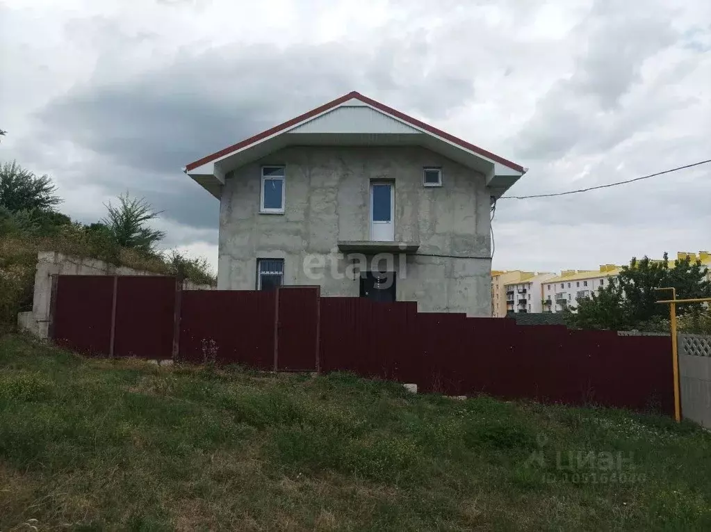 Дом в Крым, Феодосия ул. Афанасия Никитина (95 м) - Фото 0