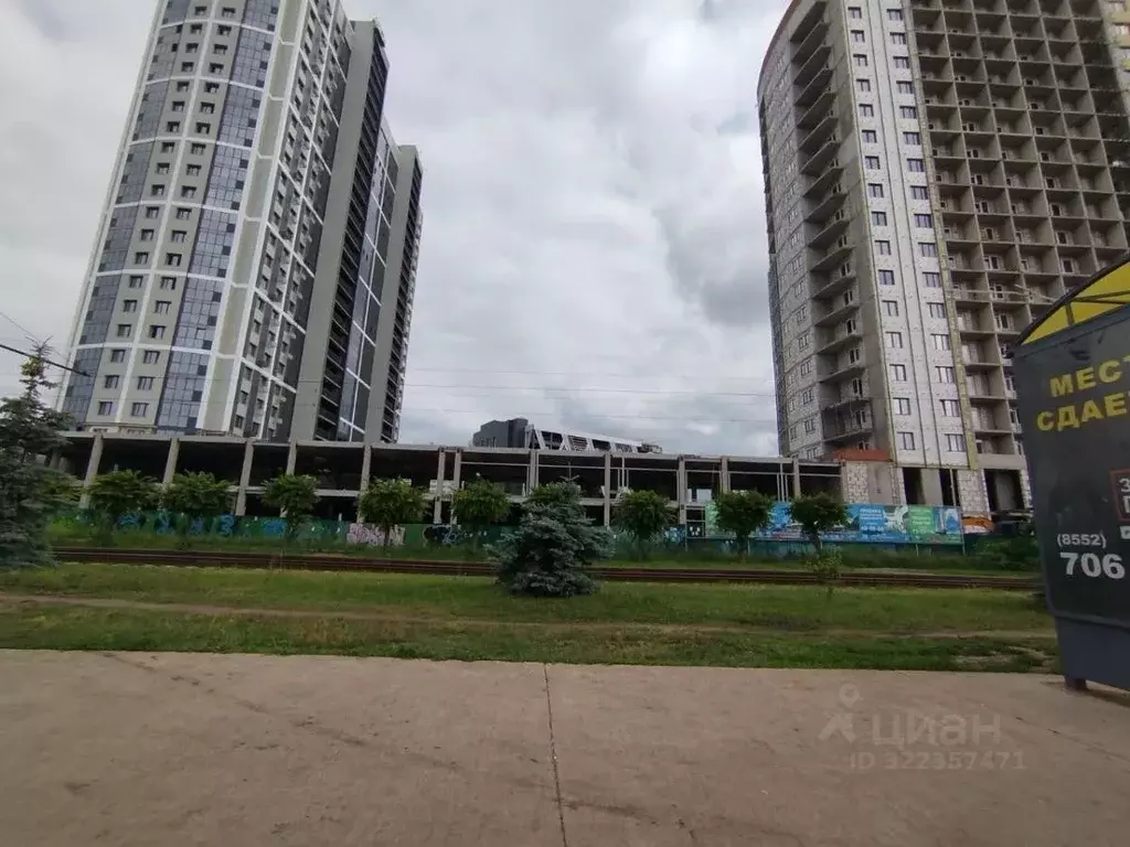 Помещение свободного назначения в Татарстан, Набережные Челны просп. ... - Фото 1