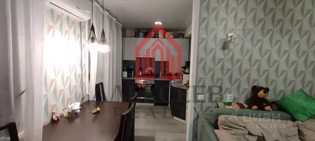 3-к кв. Крым, Бахчисарайский район, с. Табачное ул. Комсомольская, 3 ... - Фото 1