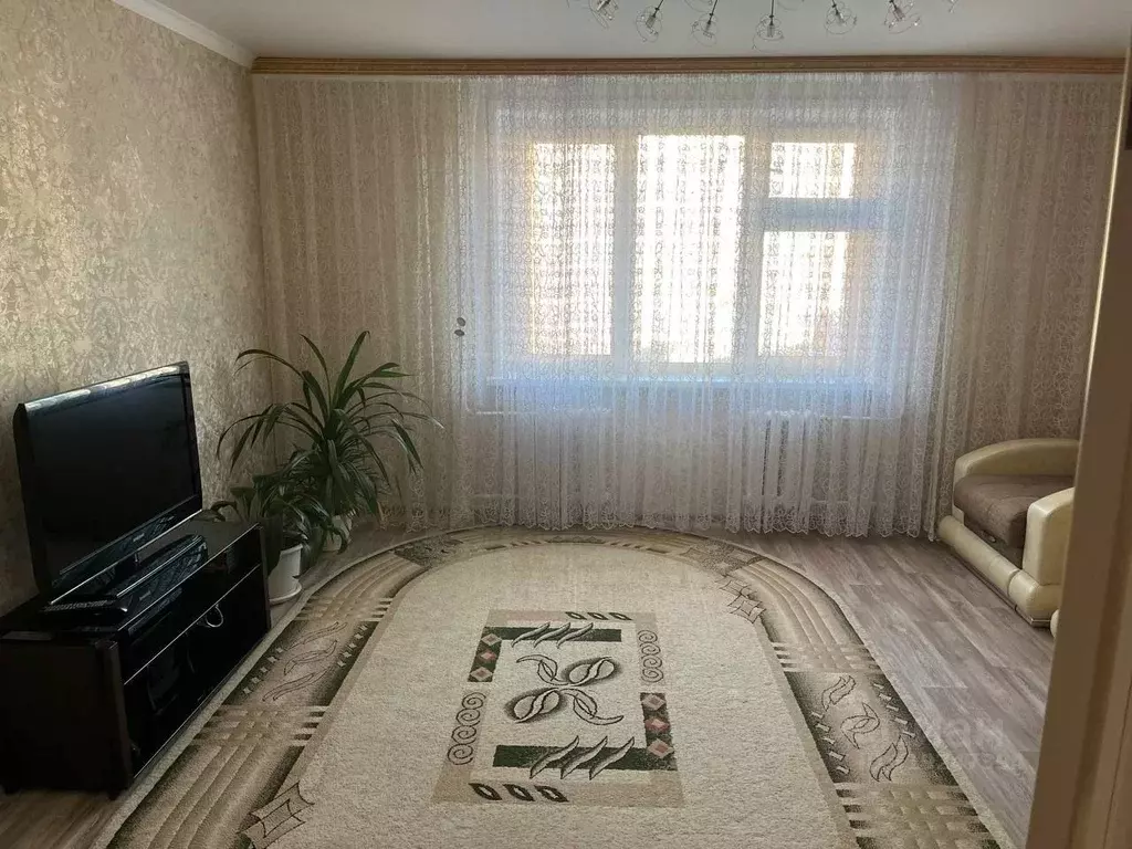 3-к кв. Татарстан, Нижнекамск ул. Сююмбике, 9 (68.0 м) - Фото 0