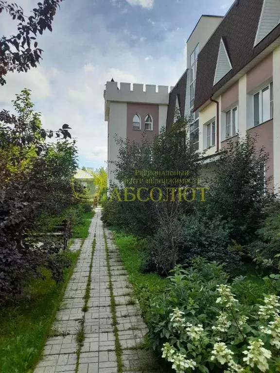 3-к кв. Свердловская область, Ревда Спортивная ул., 6А (75.0 м) - Фото 2