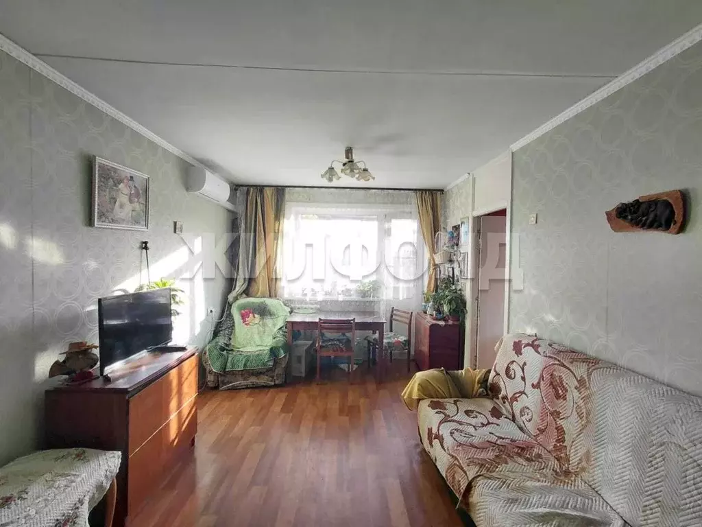 3-к кв. Новосибирская область, Новосибирск ул. Лескова, 250 (58.4 м) - Фото 0