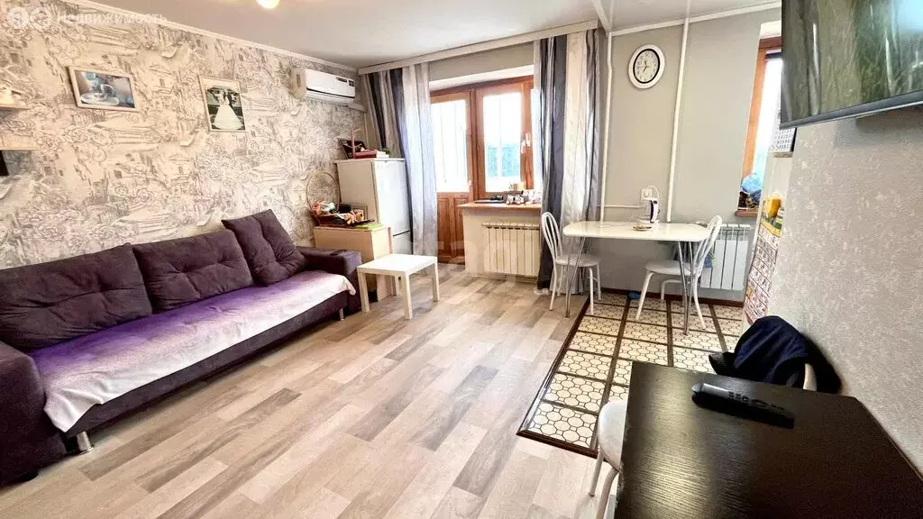 3-комнатная квартира: Кемерово, улица Гагарина, 138 (57 м) - Фото 1