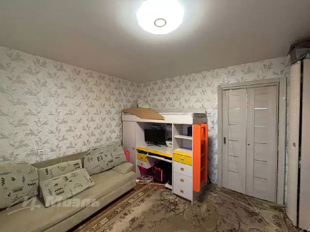 Продается 1-комнатная квартира - Фото 1