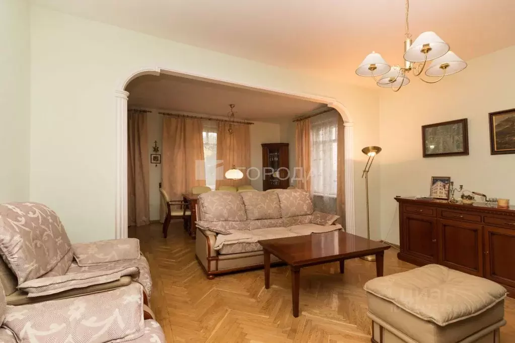 Дом в Новосибирская область, Новосибирск ул. Далидовича, 33 (160 м) - Фото 2