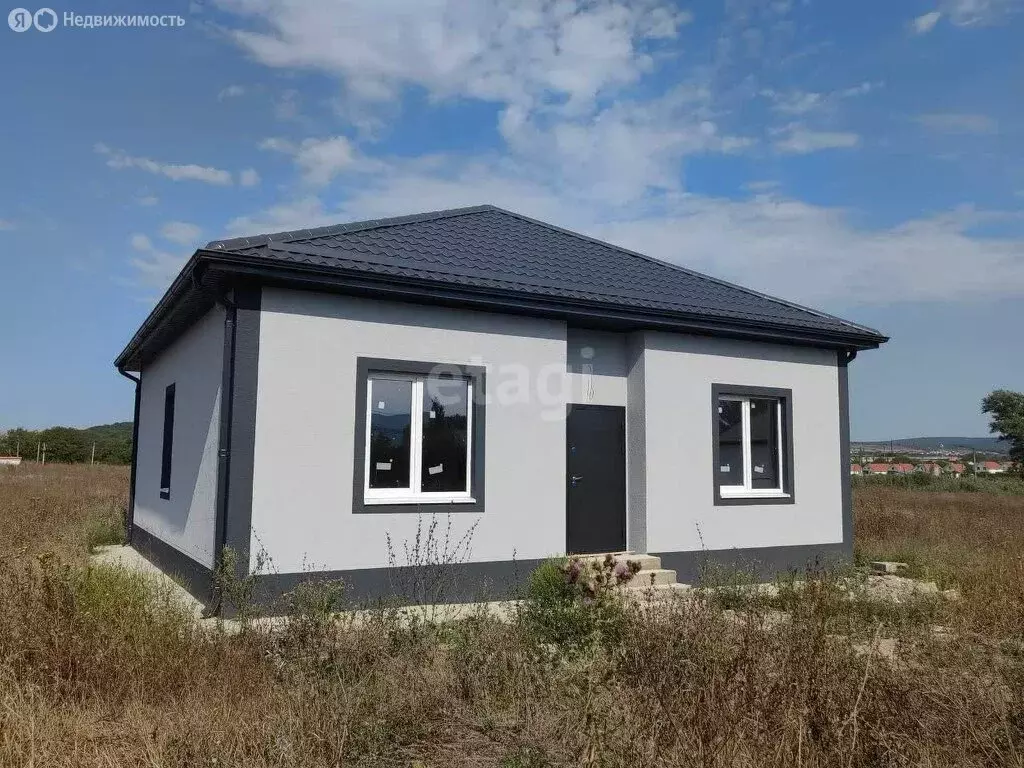 Дом в станица Натухаевская, микрорайон Южная долина, улица имени ... - Фото 1