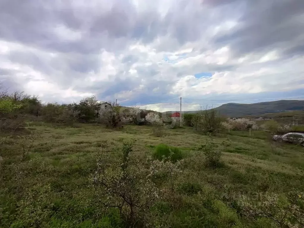 Участок в Крым, Симферопольский район, Добровское с/пос, Мраморное ... - Фото 0