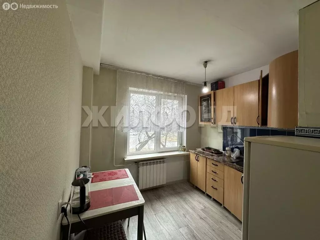2-комнатная квартира: Абакан, улица Кати Перекрещенко, 6 (39 м) - Фото 1