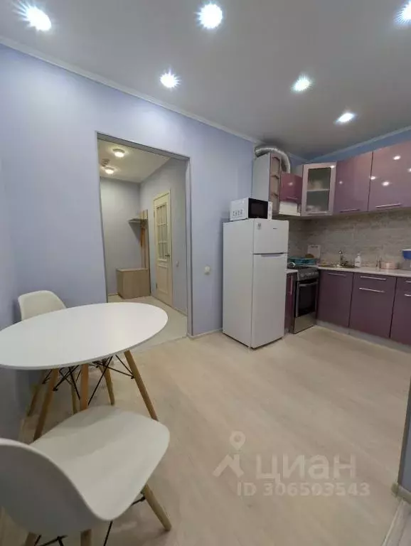 1-к кв. Тюменская область, Тобольск 15-й мкр, 35 (27.0 м) - Фото 1