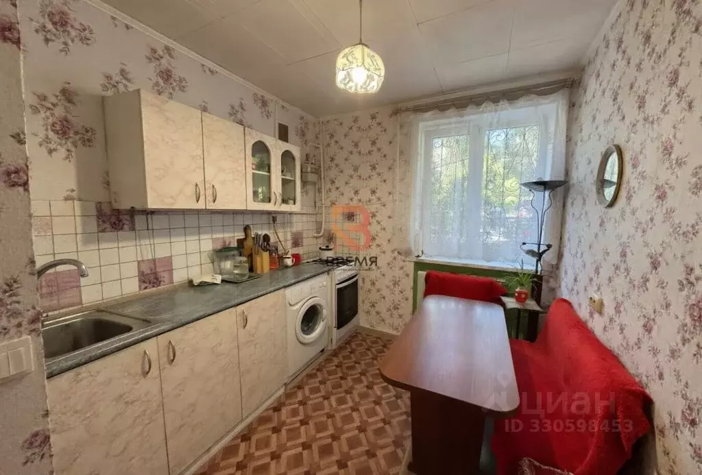 2-к кв. Севастополь, Севастополь, Инкерман г. ул. Менжинского, 27 ... - Фото 1