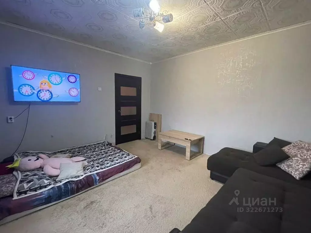 3-к кв. Свердловская область, Первоуральск ул. Емлина, 15 (62.0 м) - Фото 2