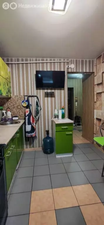 1-комнатная квартира: Луга, улица Победы, 9 (34 м) - Фото 2