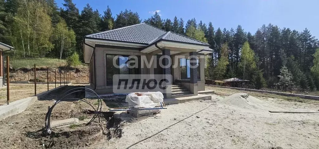 Дом в Курская область, Курский район, Моковский сельсовет, д. Духовец ... - Фото 1