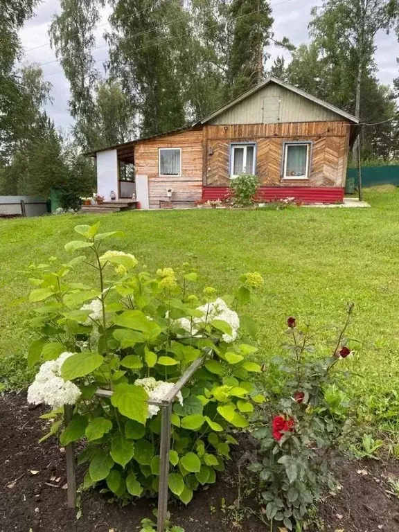 Дом в Кемеровская область, Топкинский район, с. Зарубино  (27 м) - Фото 0