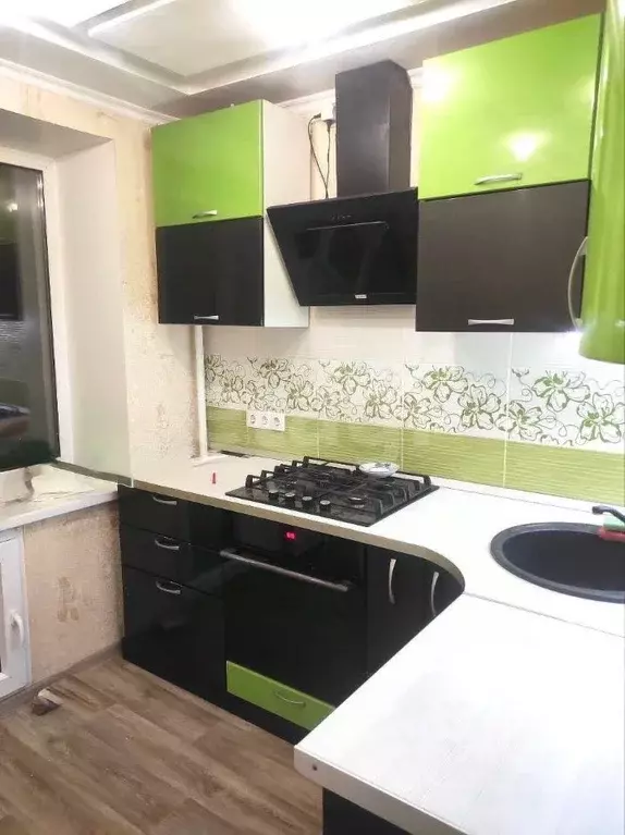 1-к кв. Саратовская область, Саратов ш. Ново-Астраханское, 62 (33.9 м) - Фото 1