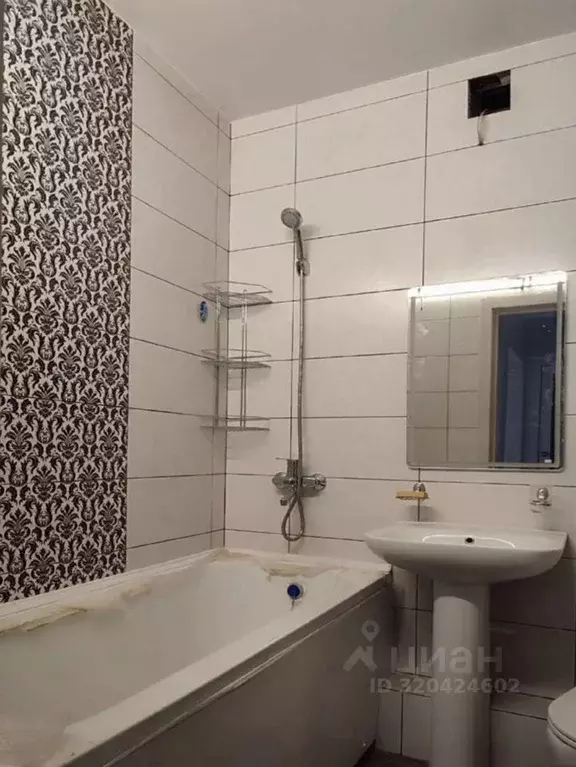 1-к кв. Хакасия, Абакан ул. Авиаторов, 6А (36.1 м) - Фото 1