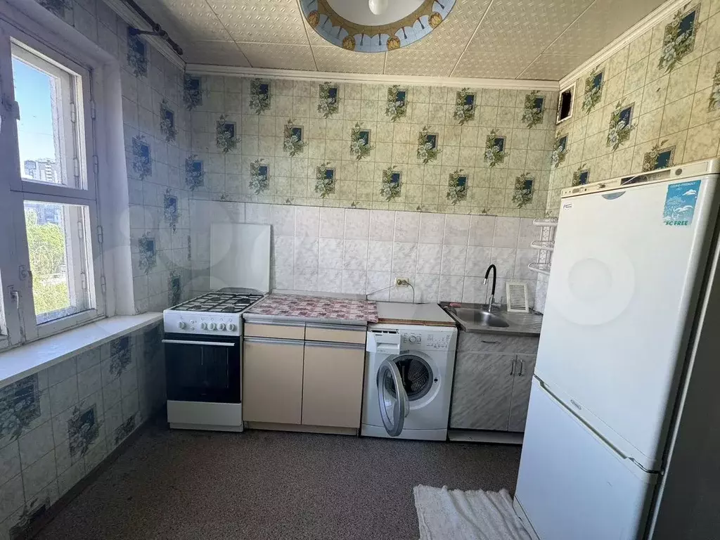 3-к. квартира, 60 м, 4/9 эт. - Фото 1