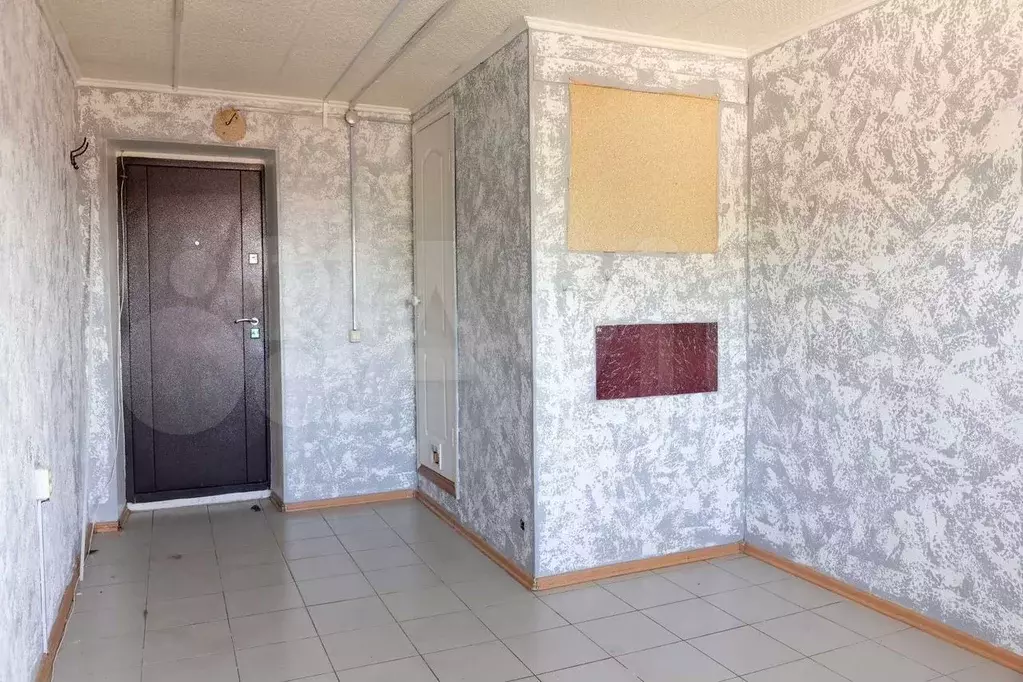 Комната 18 м в 1-к., 1/3 эт. - Фото 1