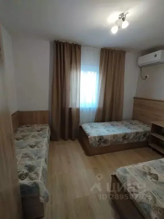 Комната Крым, Сакский район, Новофедоровка пгт ул. Дачная, 23 - Фото 1