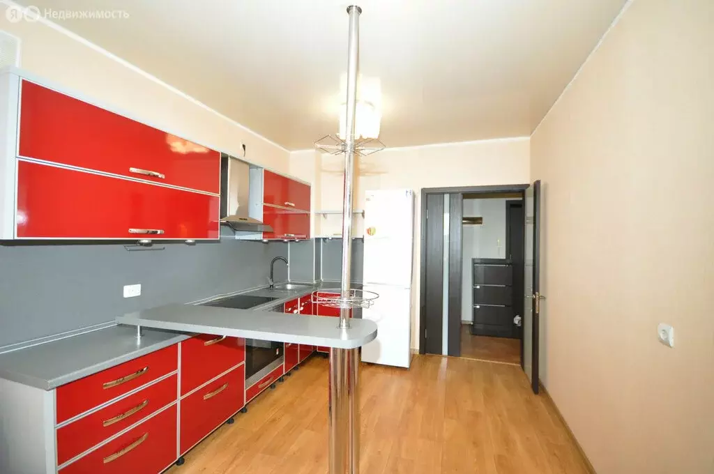 3-комнатная квартира: Казань, улица Энергетиков, 9 (66.8 м) - Фото 0
