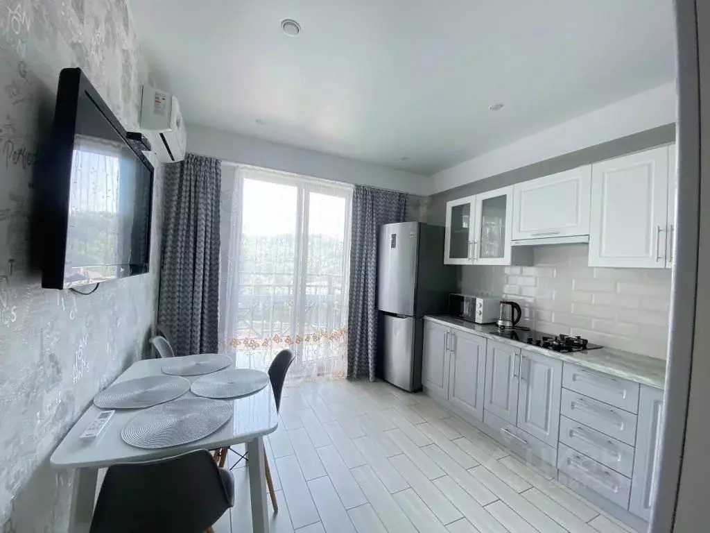 2-к кв. Краснодарский край, Сочи ул. Тимирязева, 34Бк1 (50.0 м) - Фото 0