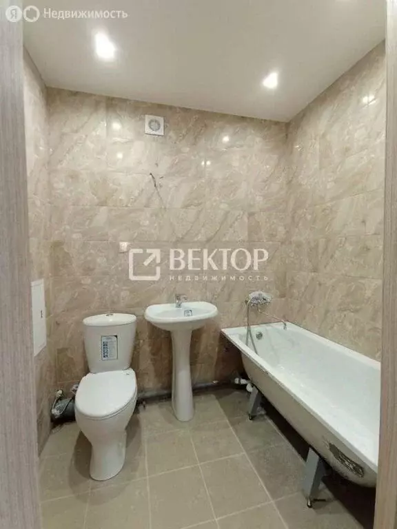 2-комнатная квартира: Богданихское сельское поселение, деревня ... - Фото 1