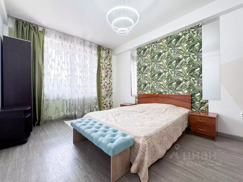 3-к кв. Иркутская область, Иркутск ул. Ржанова, 1/1 (88.3 м) - Фото 1