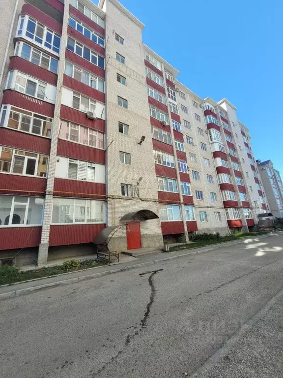 3-к кв. Карачаево-Черкесия, Черкесск ул. Космонавтов, 41 (94.0 м) - Фото 1