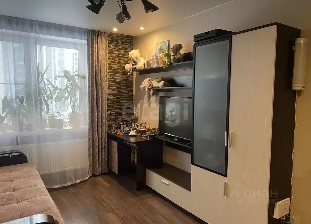 1-к кв. Санкт-Петербург ул. Русановская, 16к1 (32.4 м) - Фото 1