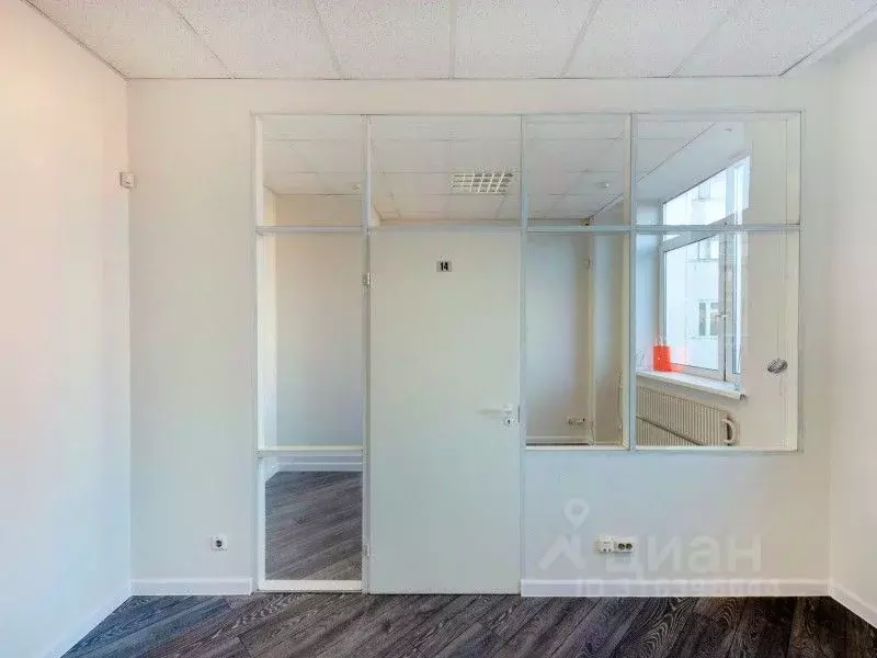 Офис в Санкт-Петербург пл. Конституции, 2 (34 м) - Фото 0