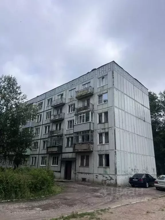 2-к кв. Псковская область, Остров ул. ДОС, 18 (48.0 м) - Фото 1
